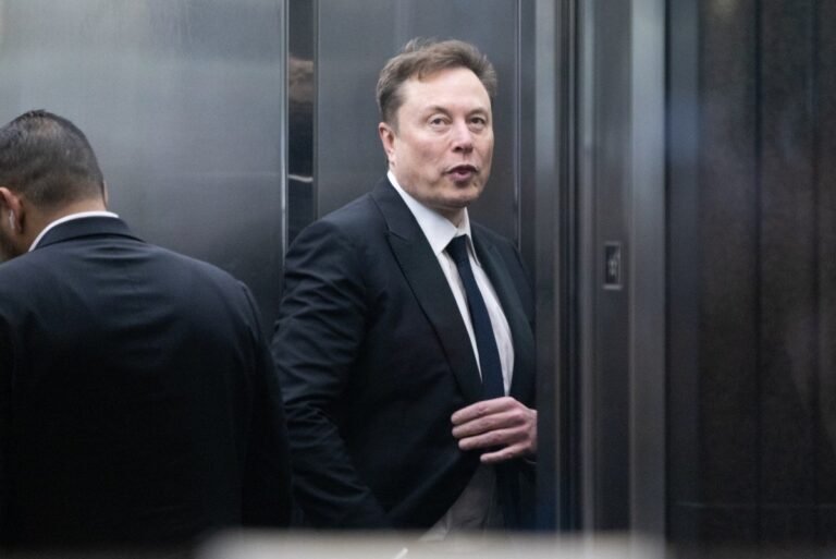 Elon Musk, Austin ile San Antonio Arasında Hyperloop Projesini Duyurdu