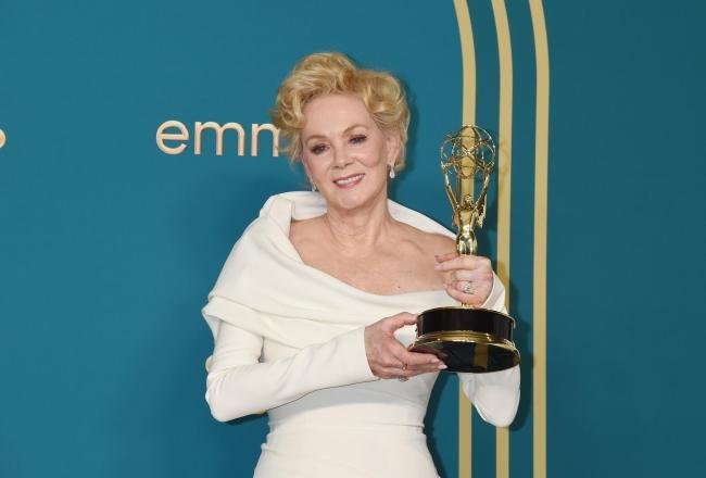 Jean Smart, 'The Family Stone' Devam Filminde Rol Alacak